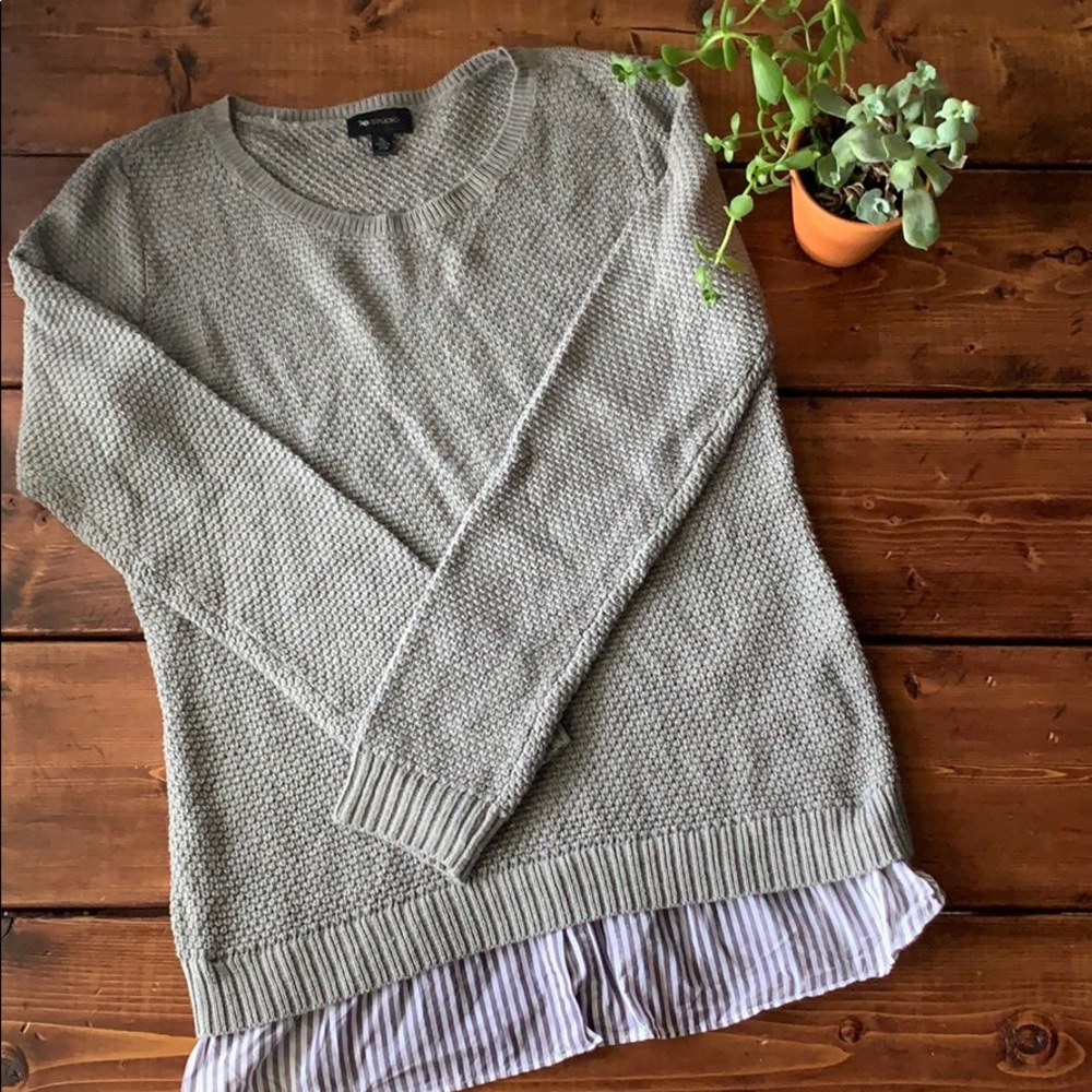 Gray knit sweater